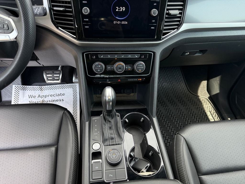 2023 Volkswagen Atlas Cross Sport Base