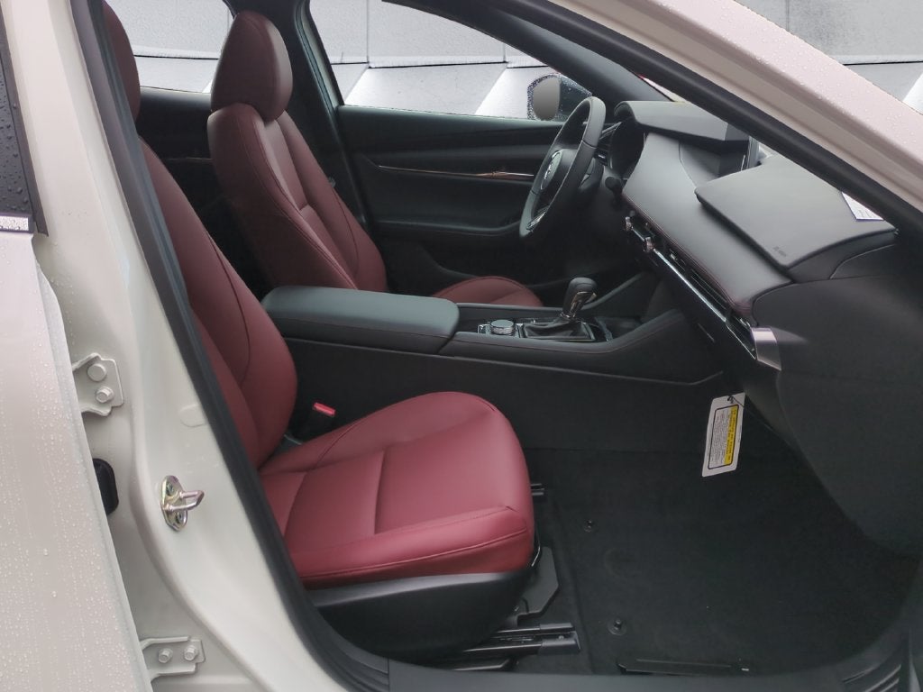 2026 Mazda Mazda3 Hatchback 2.5 S Carbon Edition AWD