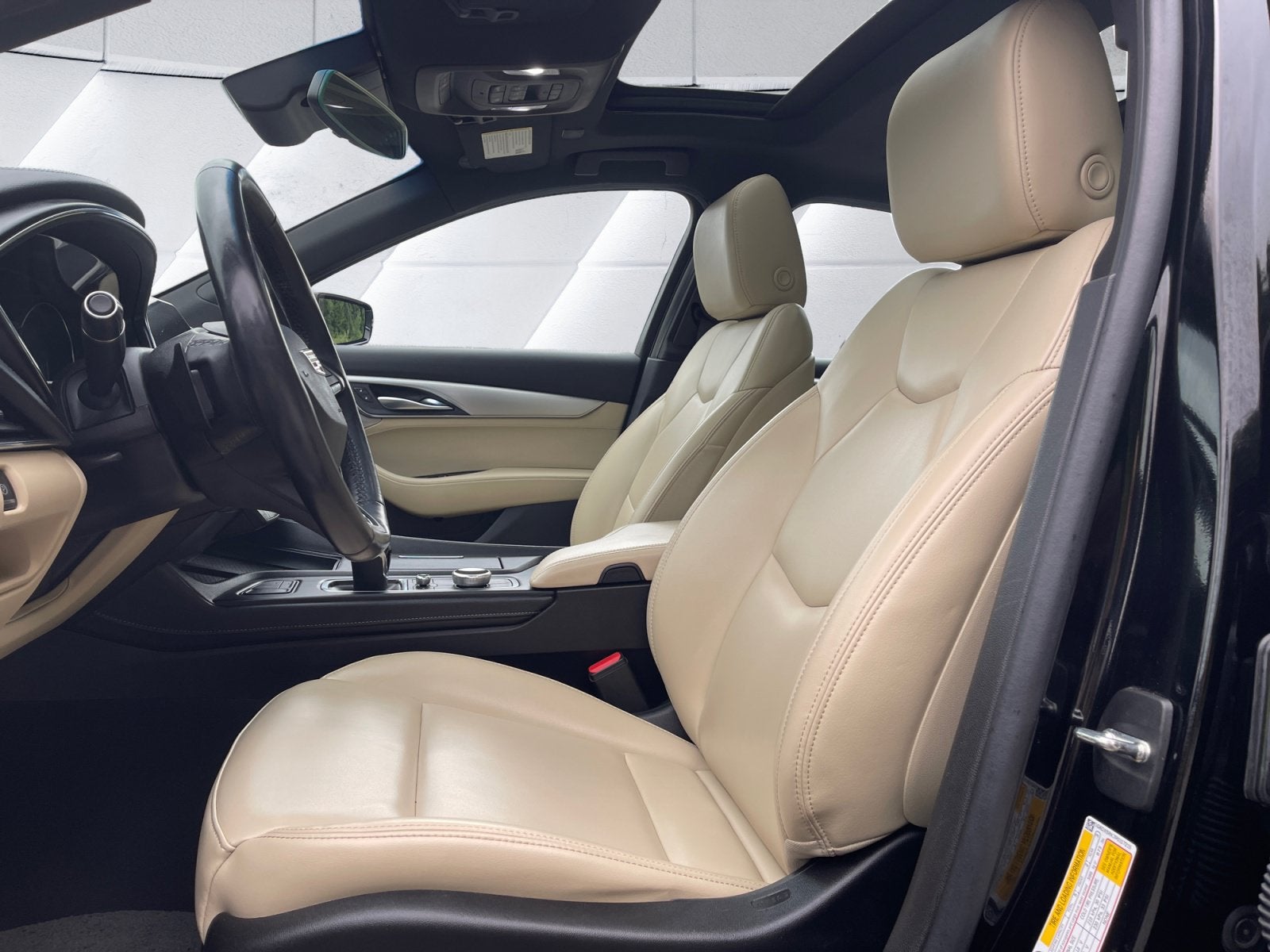 2023 Cadillac CT5 Luxury