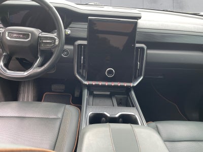 2024 GMC Acadia AT4
