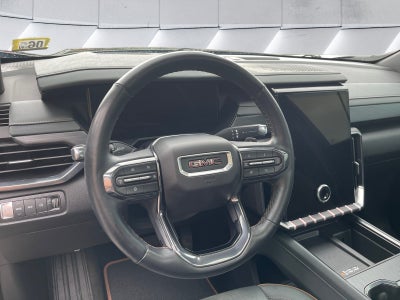 2024 GMC Acadia AT4
