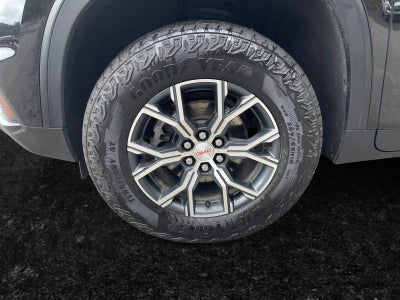 2024 GMC Acadia AT4