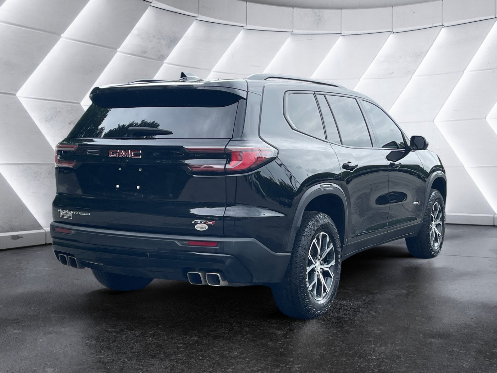 2024 GMC Acadia AT4