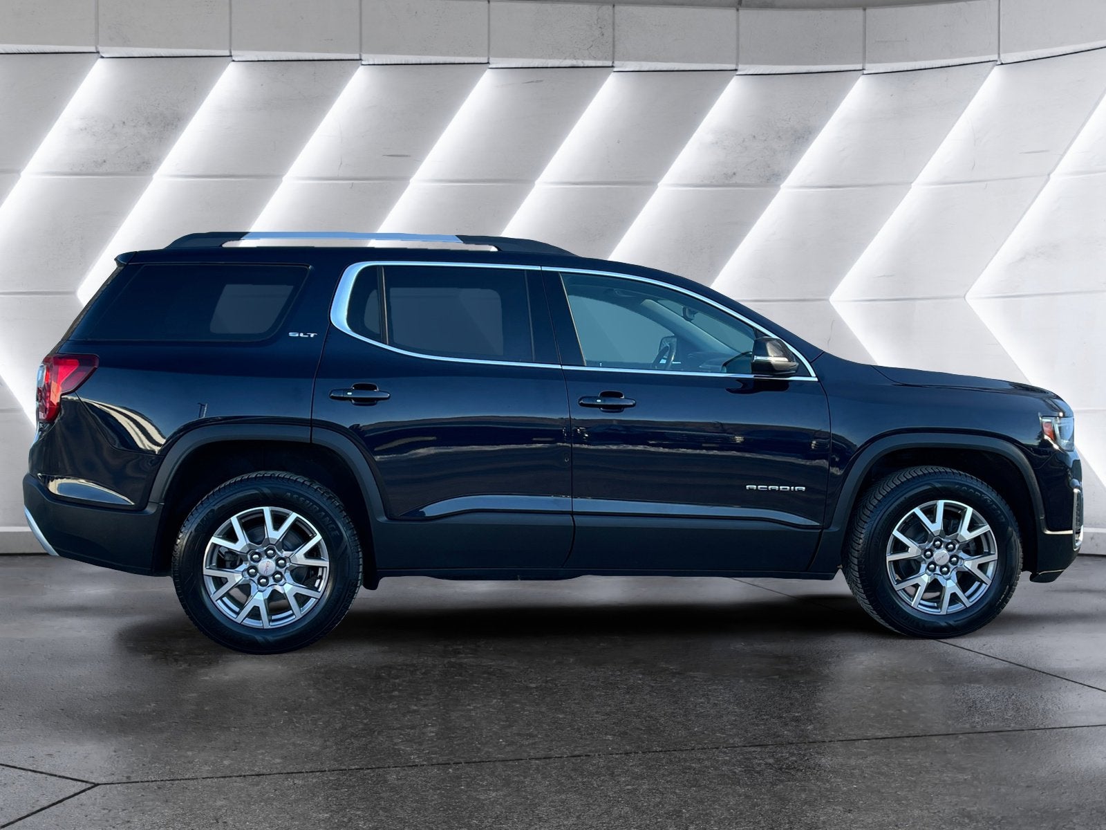 2021 GMC Acadia SLT