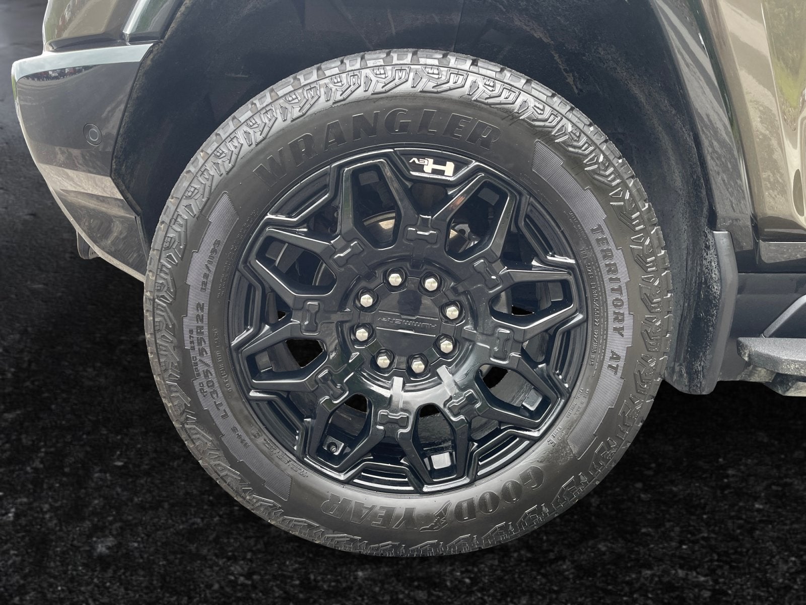 2026 GMC HUMMER EV SUV 2X