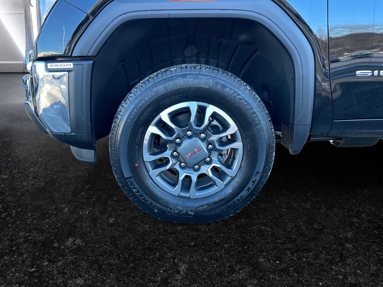 2026 GMC Sierra 3500 HD SLE