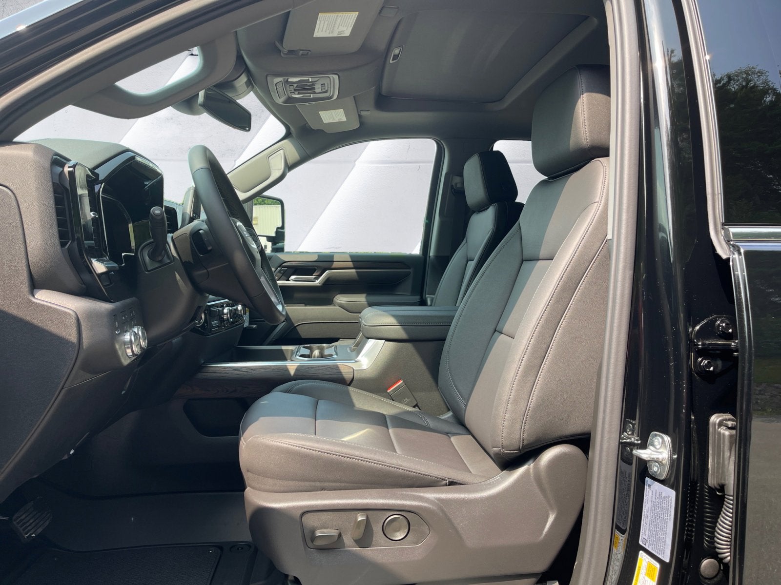 2025 GMC Sierra 3500 HD SLT