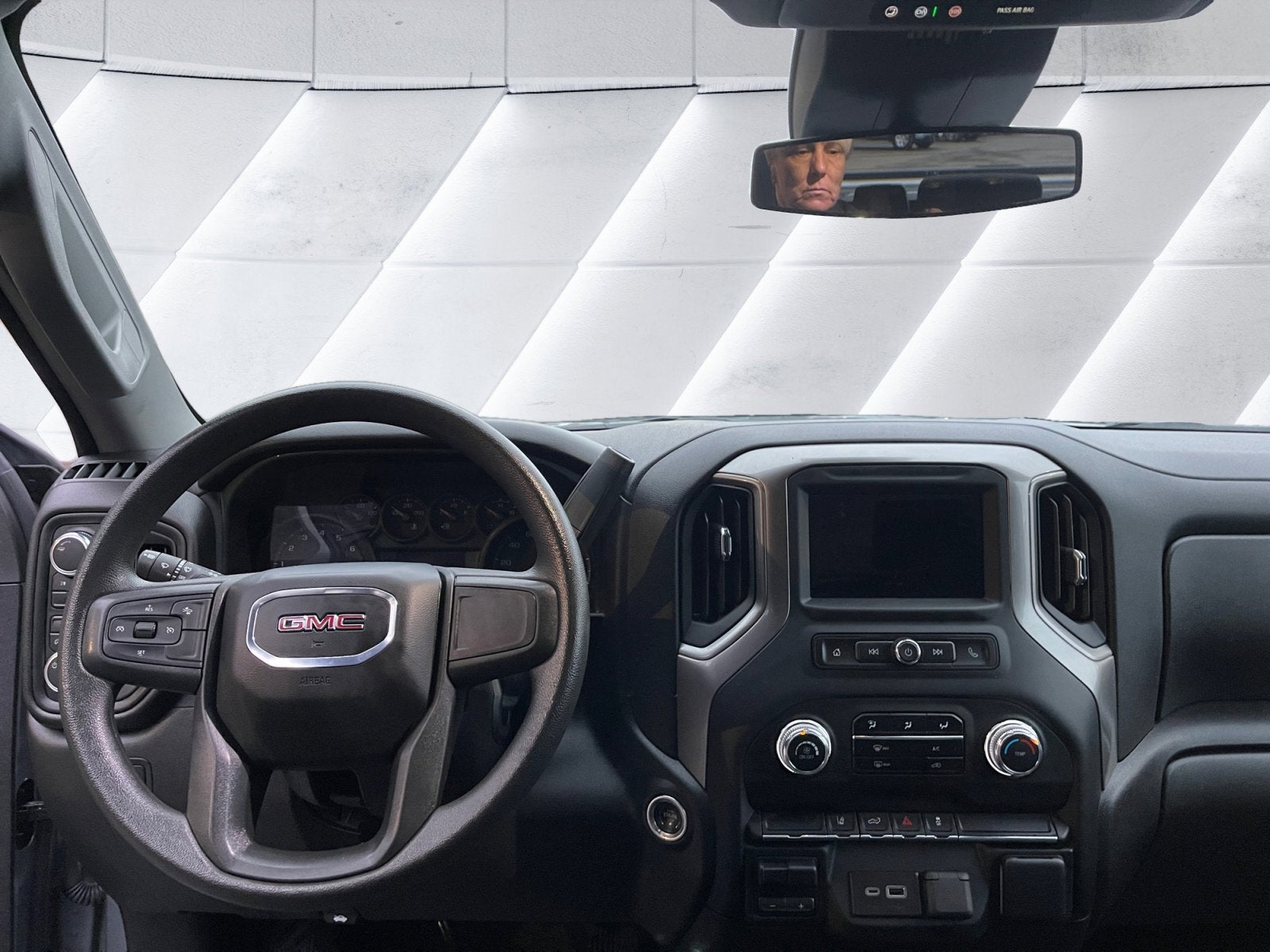 2024 GMC Sierra 2500 HD Pro