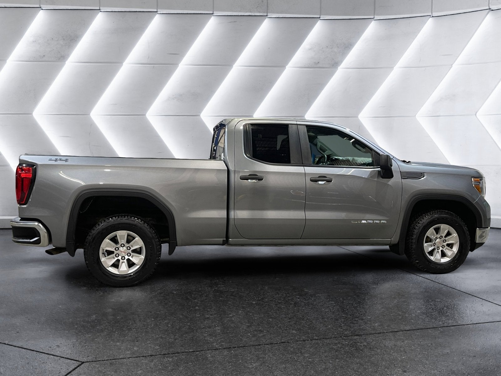 2021 GMC Sierra 1500 4WD Double Cab Standard Box