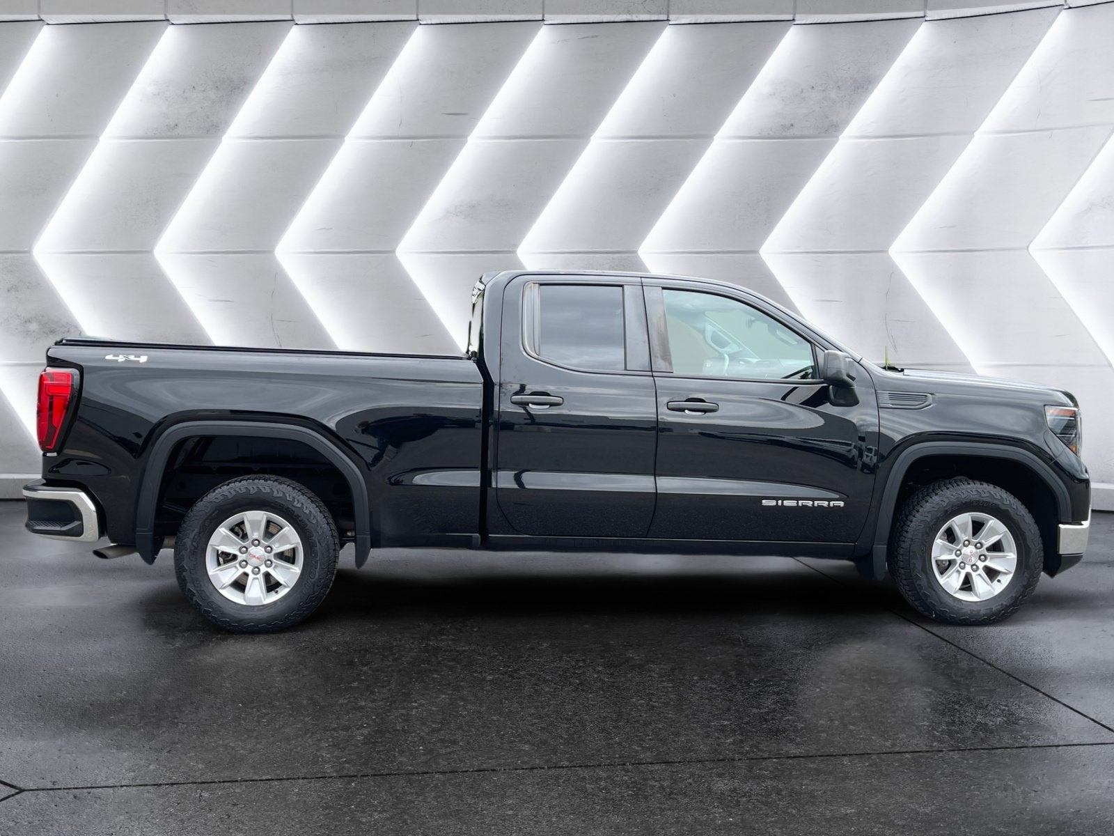 2023 GMC Sierra 1500 Pro