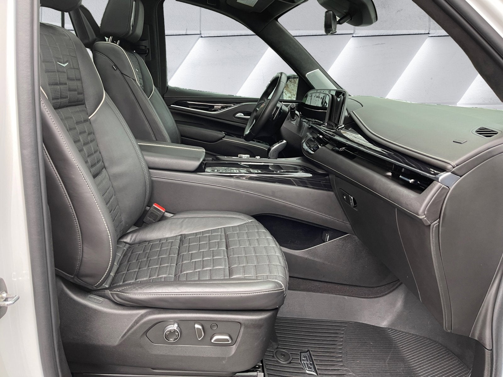 2024 Cadillac Escalade ESV V-Series