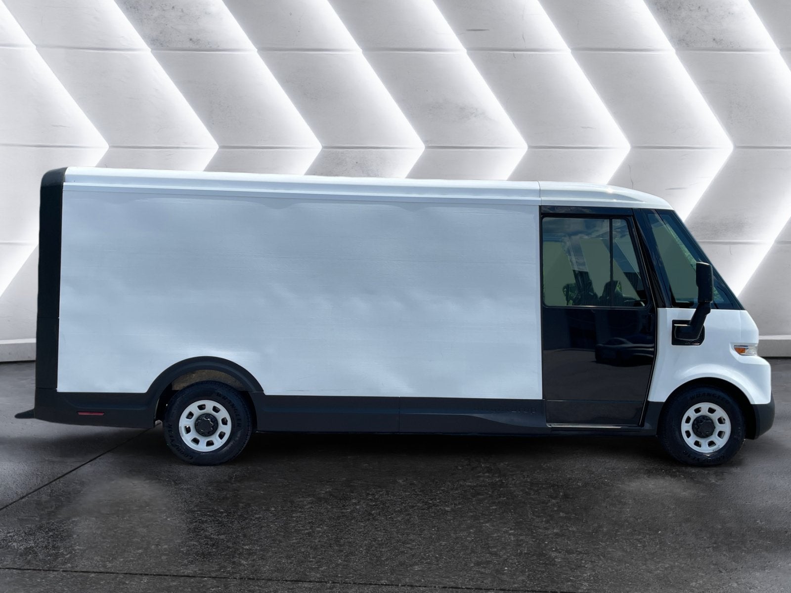 2024 BrightDrop Zevo 600 EJY
