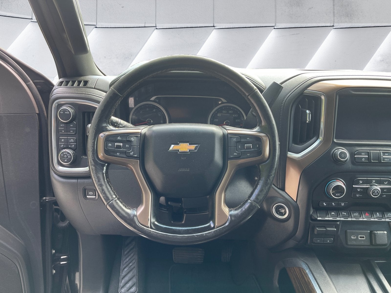 2022 Chevrolet Silverado 1500 LTD High Country