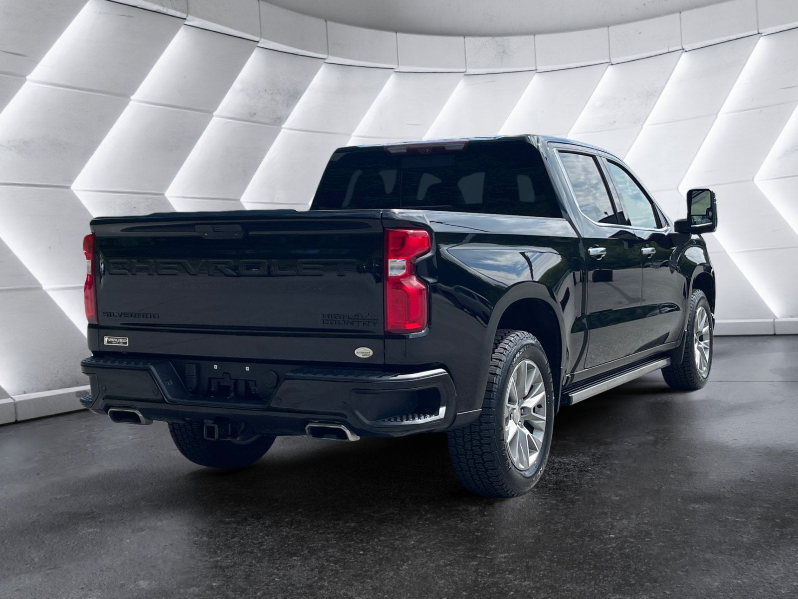 2022 Chevrolet Silverado 1500 LTD High Country