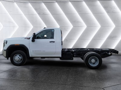 2026 GMC Sierra 3500 HD Chassis Cab Pro