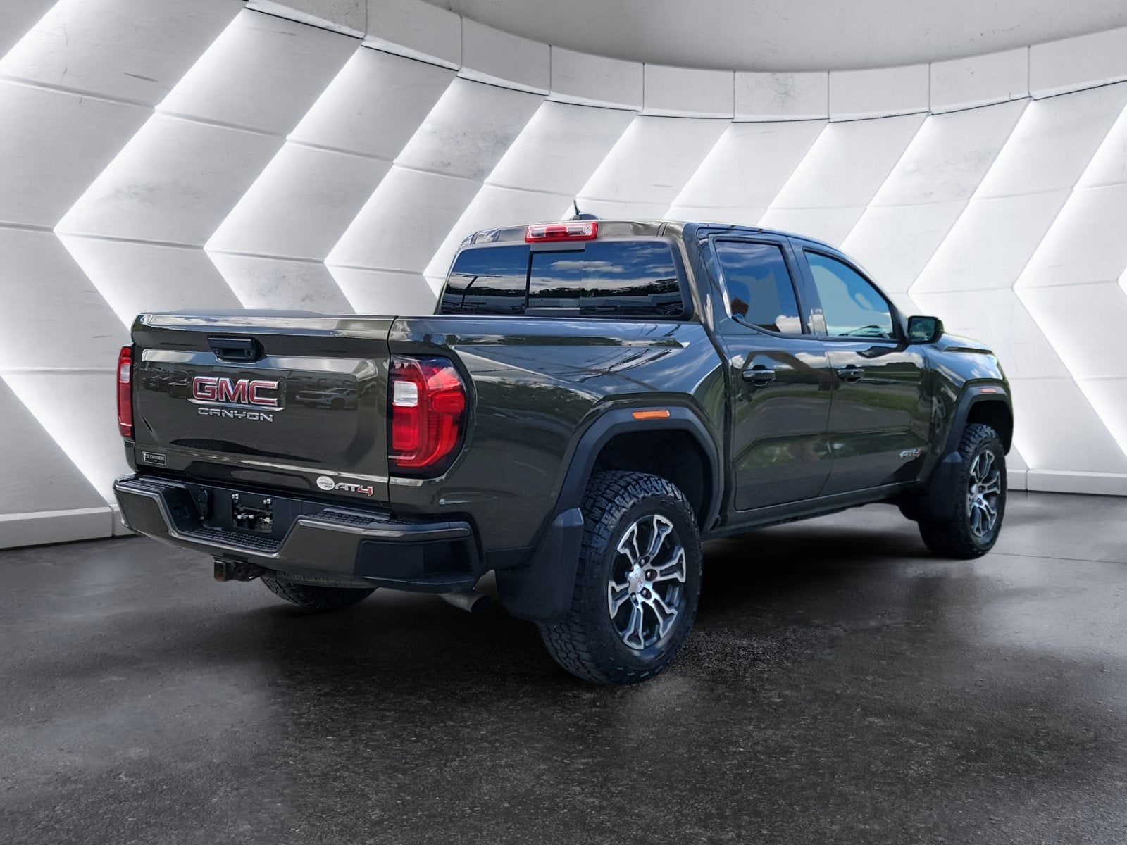 2024 GMC Canyon AT4
