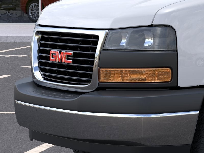 2026 GMC Savana Cutaway 3500 1WT
