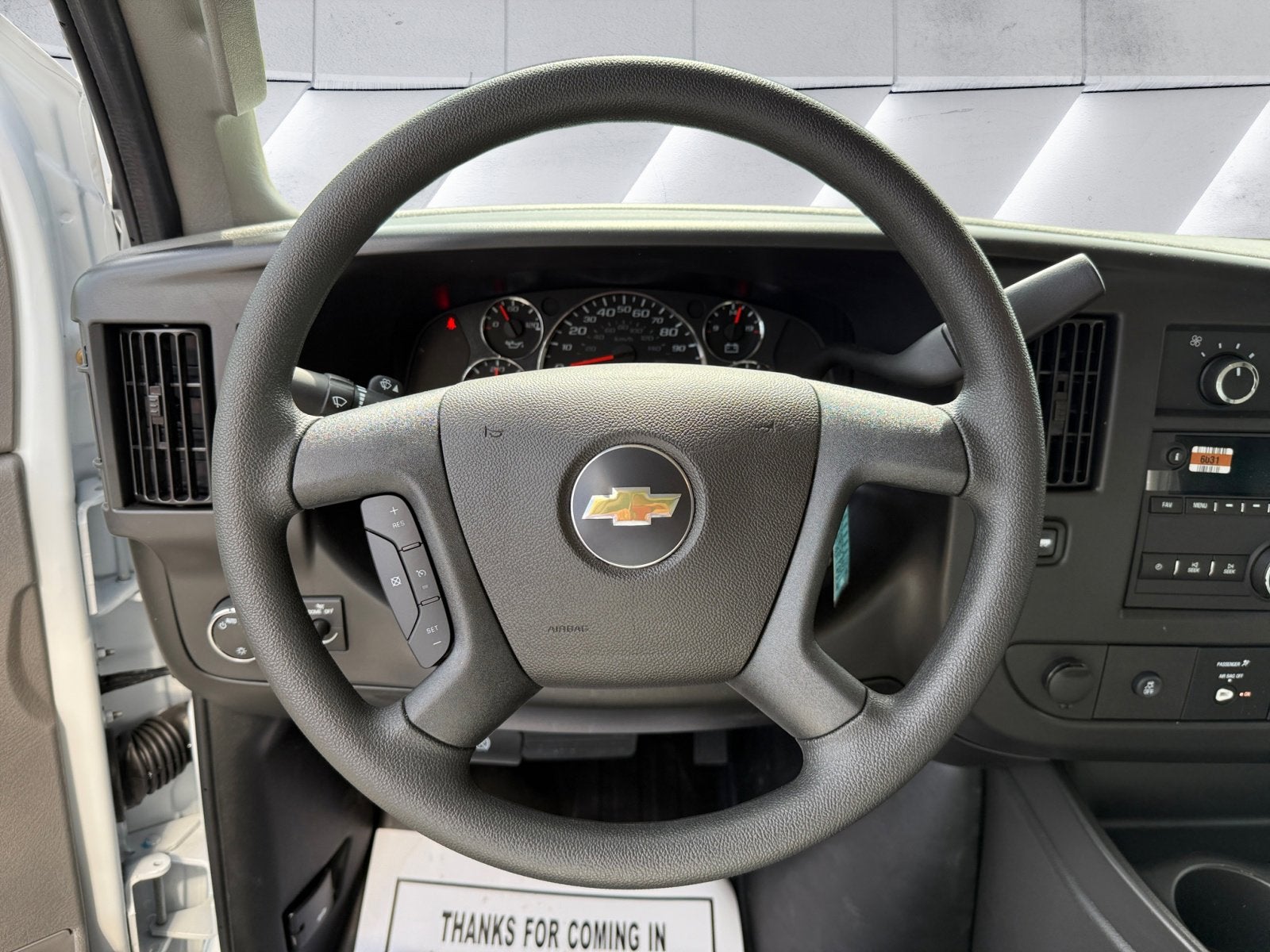 2025 Chevrolet Express Cutaway 3500 1WT Dejana Duracube II Cargo Body