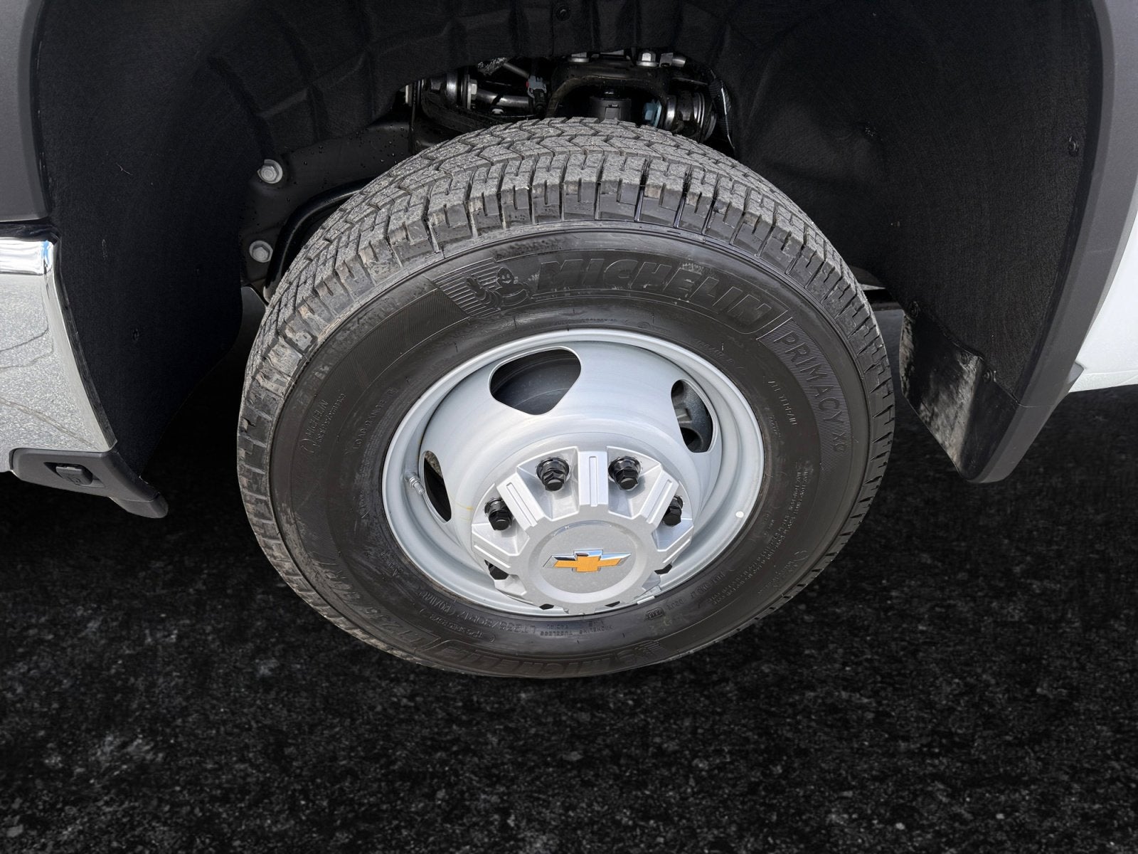 2026 Chevrolet Silverado 3500 HD Chassis Cab WT UNICELL Air-Flo 9 Ft 3-Yard Aluminum Dump