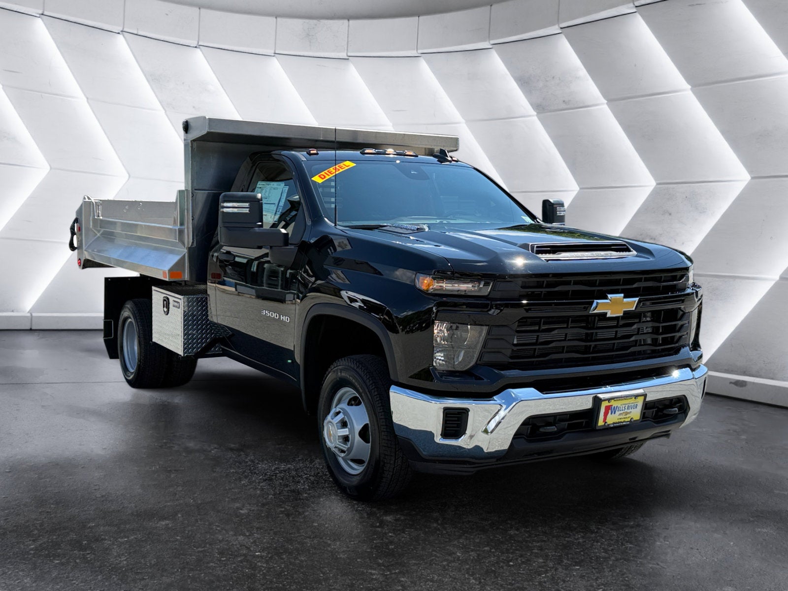 2026 Chevrolet Silverado 3500 HD Chassis Cab WT UNICELL Air-Flo 9 Ft 3-Yard Aluminum Dump