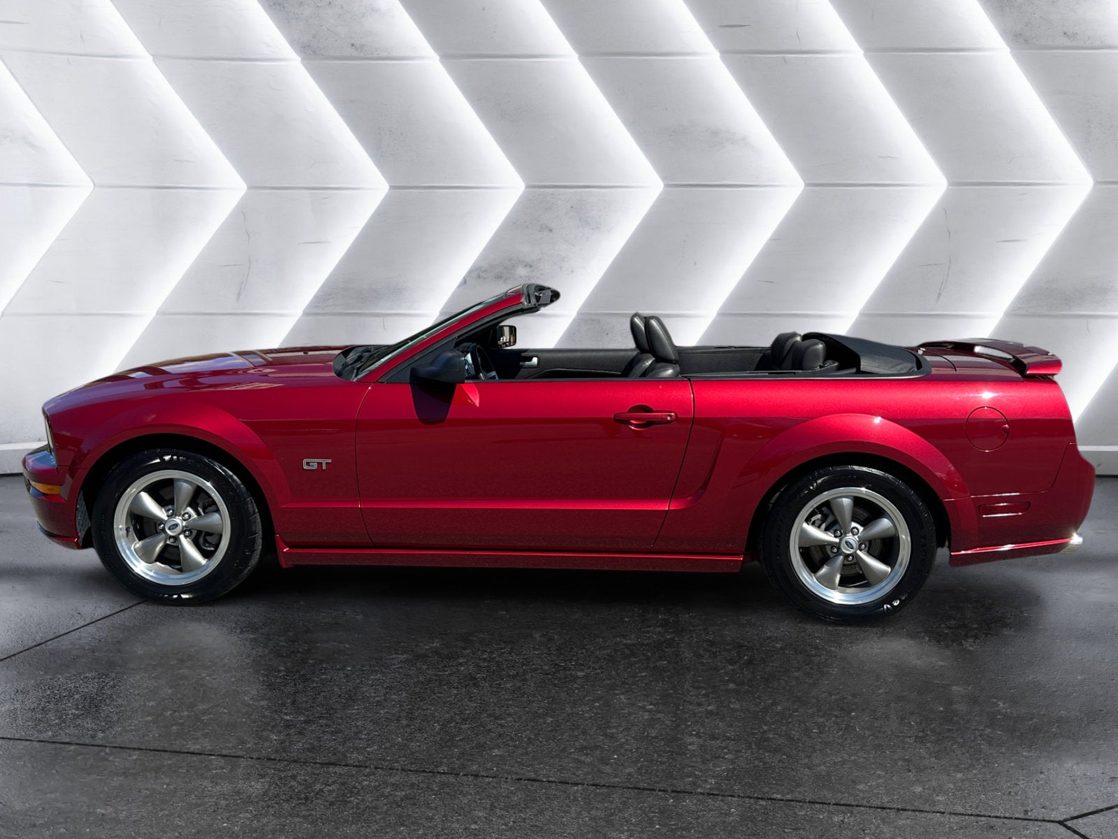 2006 Ford Mustang GT Deluxe