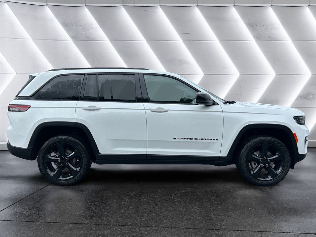 2025 Jeep Grand Cherokee Altitude X