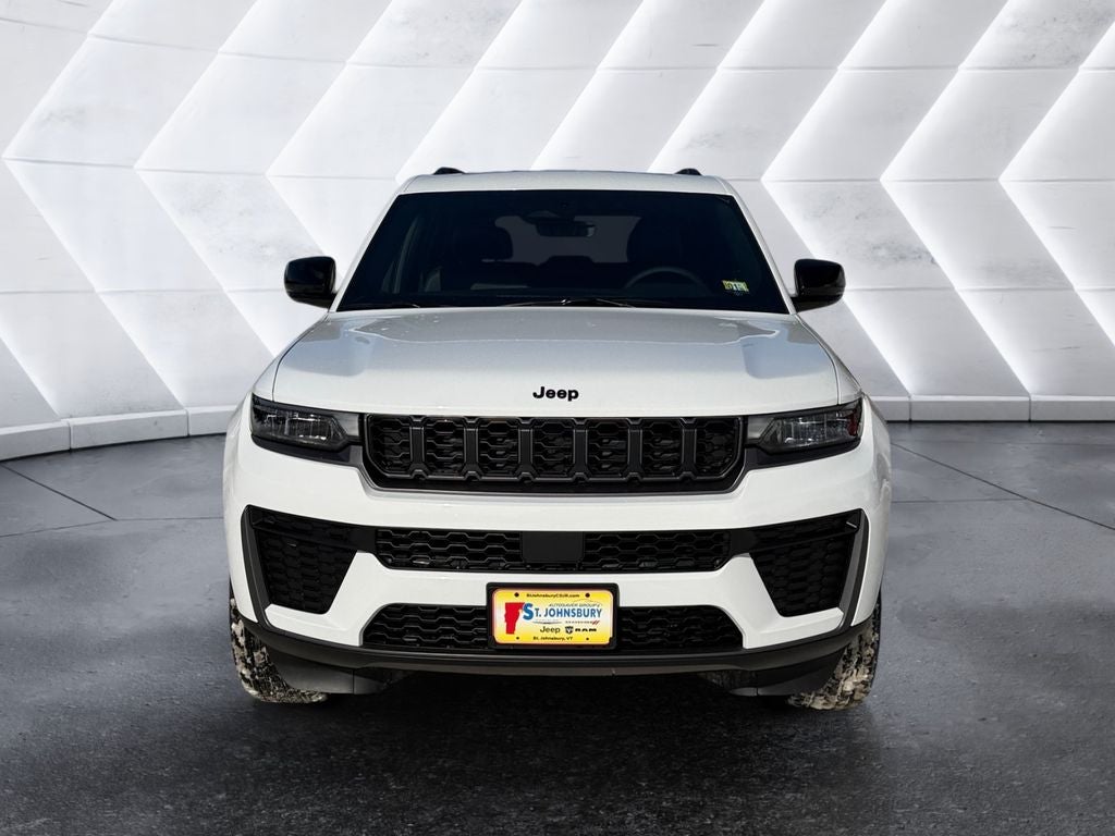 2026 Jeep Grand Cherokee Laredo