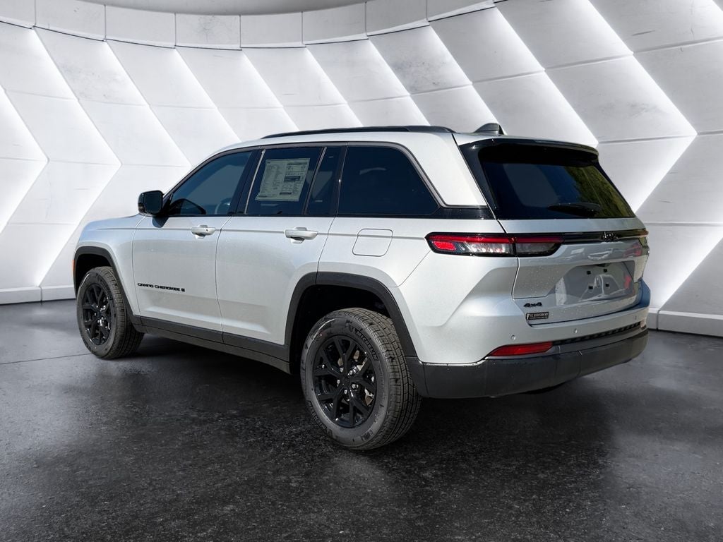 2026 Jeep Grand Cherokee Altitude