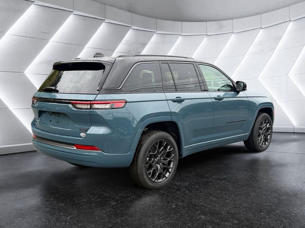 2027 Jeep Grand Cherokee Summit