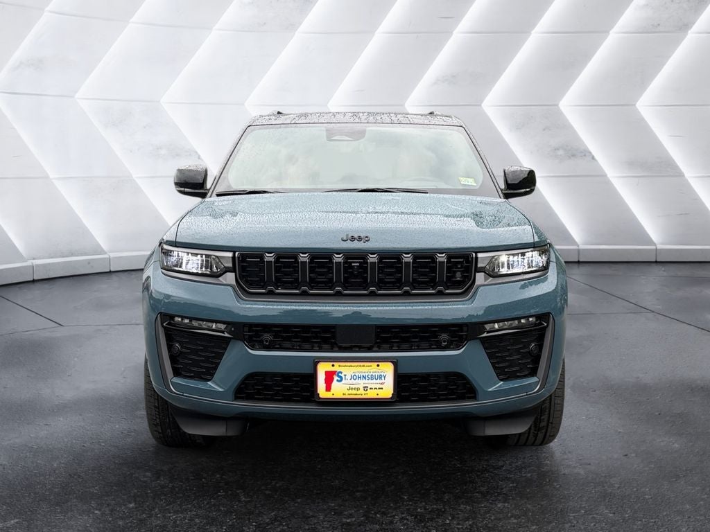 2027 Jeep Grand Cherokee Summit