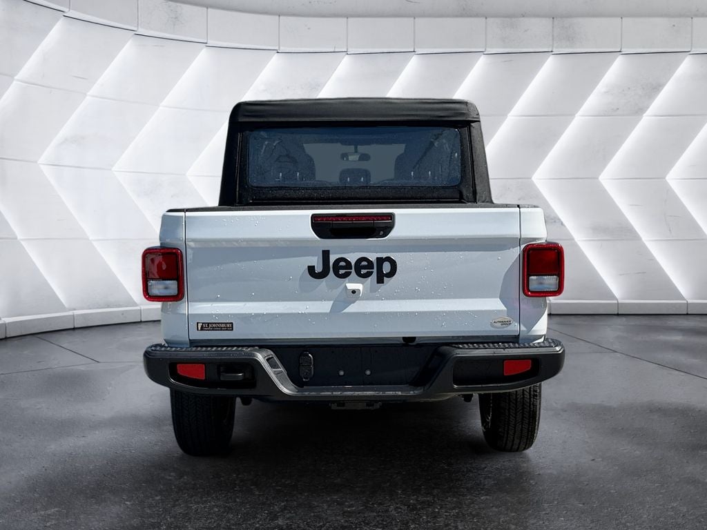 2026 Jeep Gladiator Sport