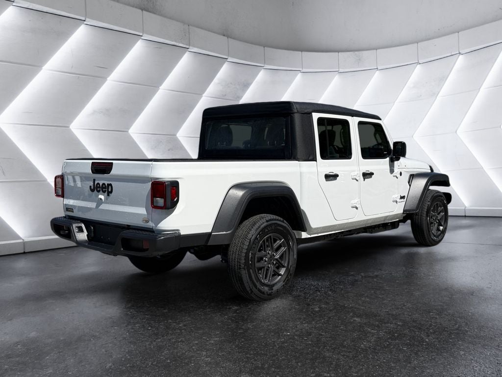 2026 Jeep Gladiator Sport