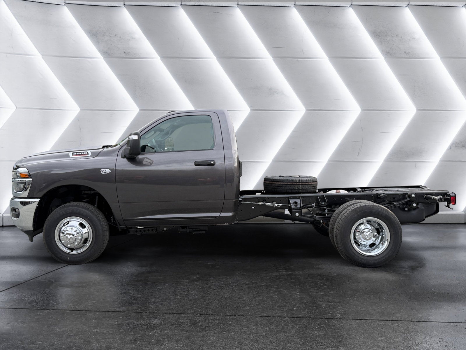 2027 RAM 3500 Chassis Cab Tradesman