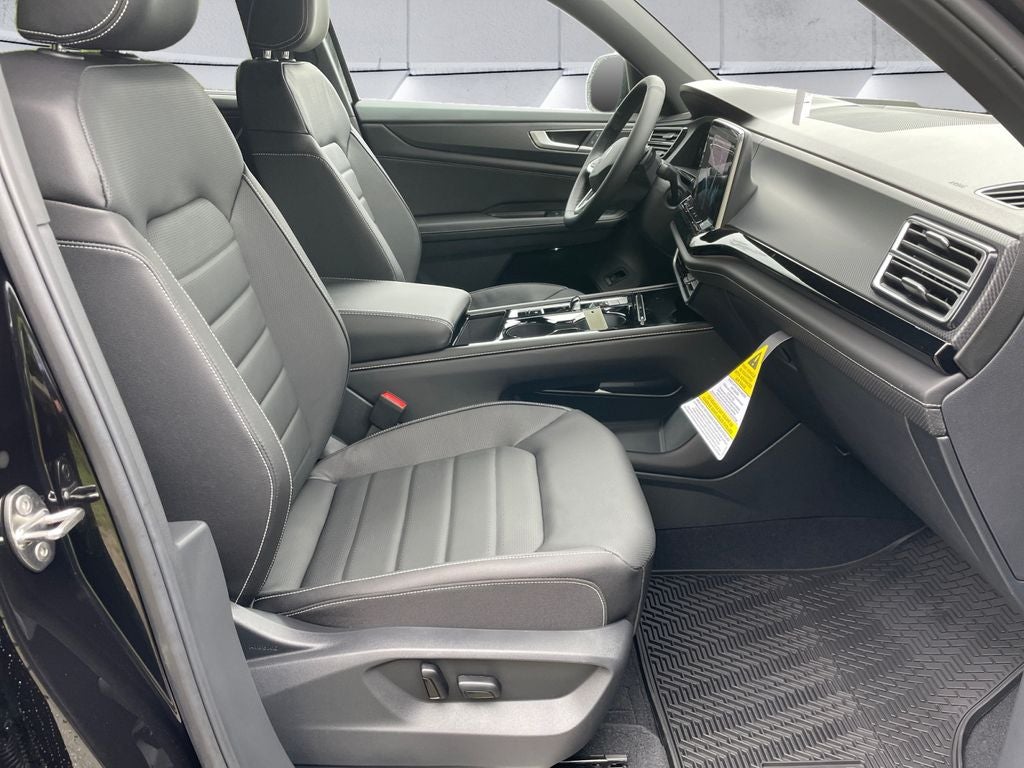 2026 Volkswagen Atlas Cross Sport SEL R-Line Black