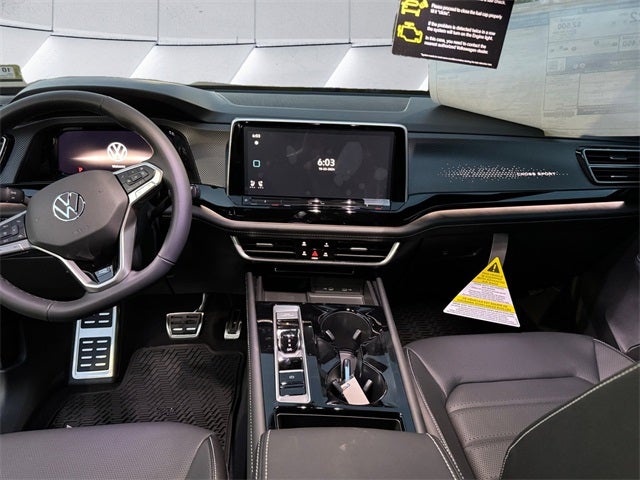 2024 Volkswagen Atlas Cross Sport 2.0T SEL R-Line