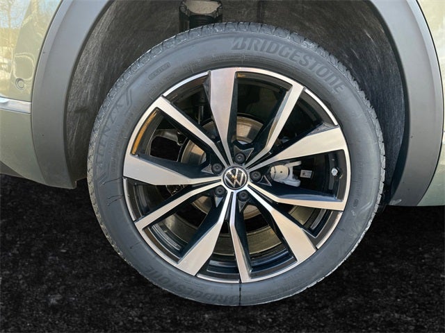 2026 Volkswagen Atlas Cross Sport 2.0T SEL Premium R-Line