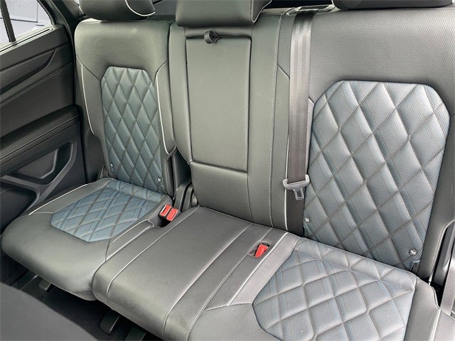 2025 Volkswagen Atlas Cross Sport 2.0T SEL Premium R-Line