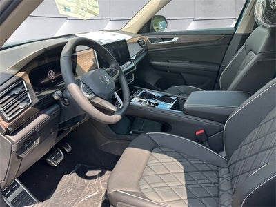 2025 Volkswagen Atlas 2.0T SEL Premium R-Line