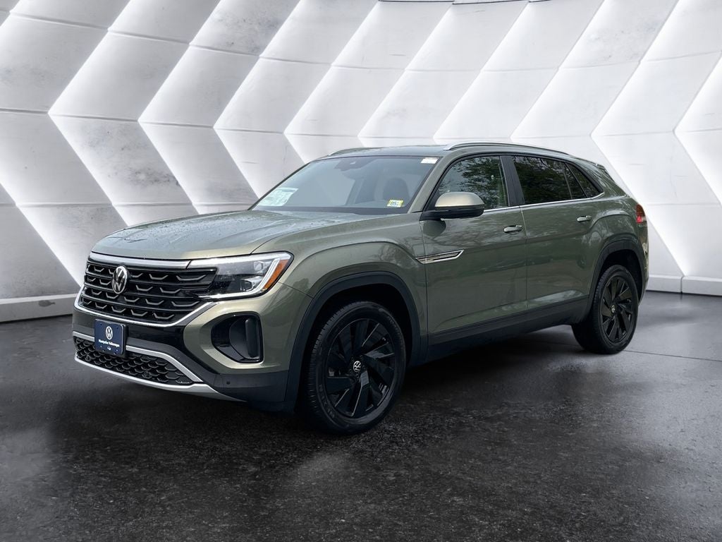 2026 Volkswagen Atlas Cross Sport 2.0T SE w/Technology