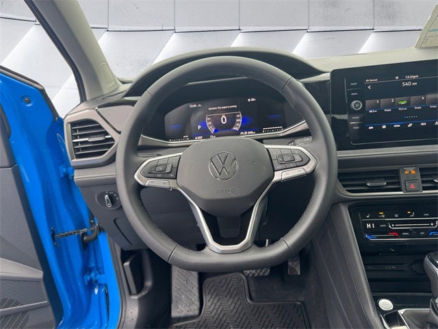 2026 Volkswagen Taos 1.5T SE Black