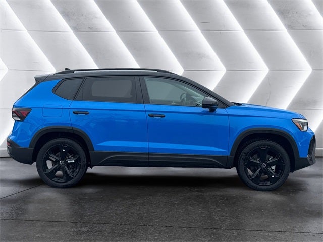 2026 Volkswagen Taos 1.5T SE Black