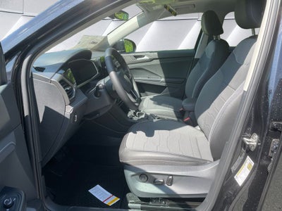 2026 Volkswagen Taos 1.5T SE Black