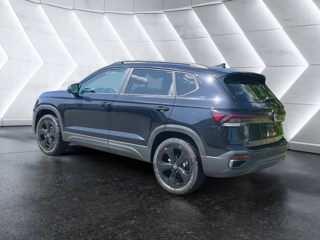 2026 Volkswagen Taos 1.5T SE Black