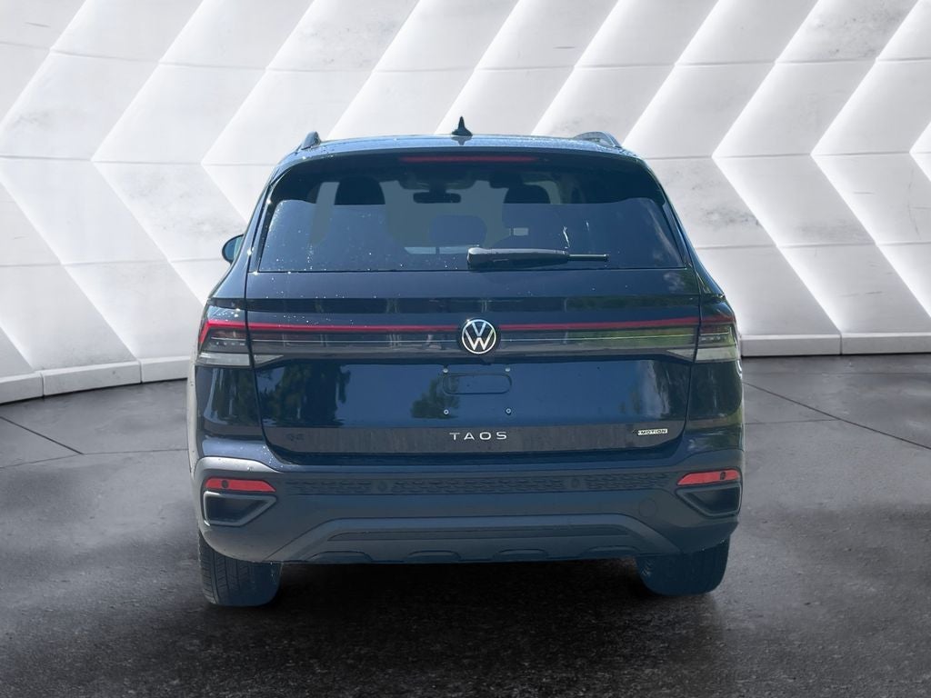 2026 Volkswagen Taos 1.5T SE Black