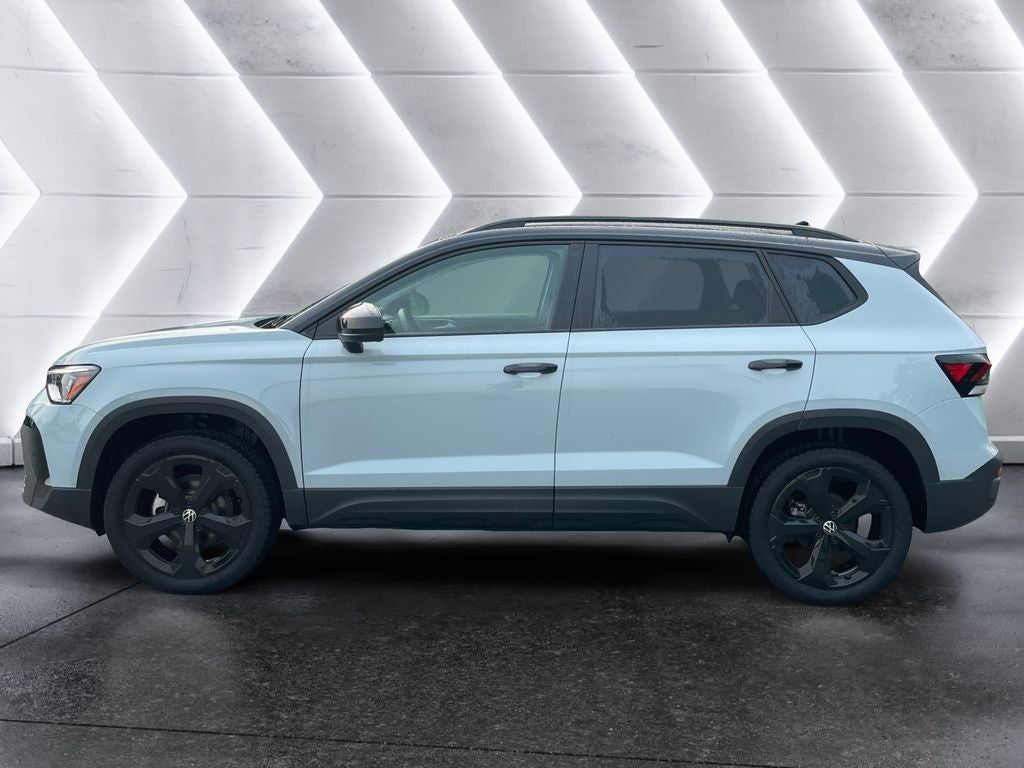 2026 Volkswagen Taos 1.5T SE Black
