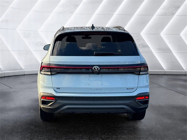 2026 Volkswagen Taos 1.5T SE Black