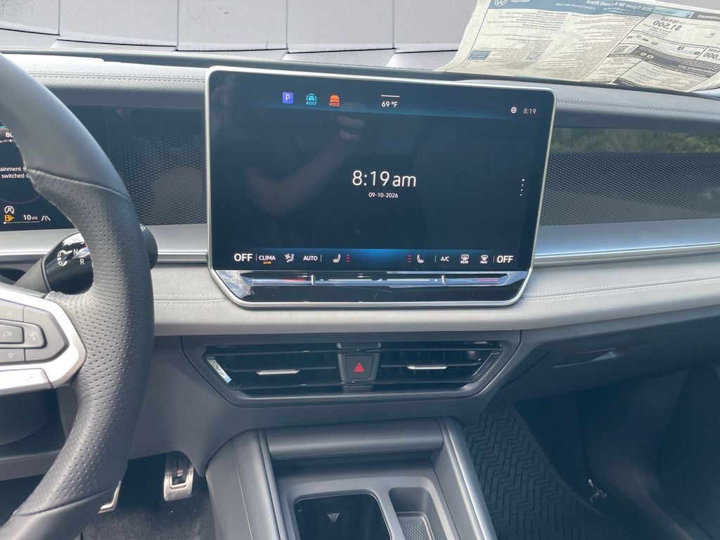 2026 Volkswagen Tiguan 2.0T SE R-Line Black