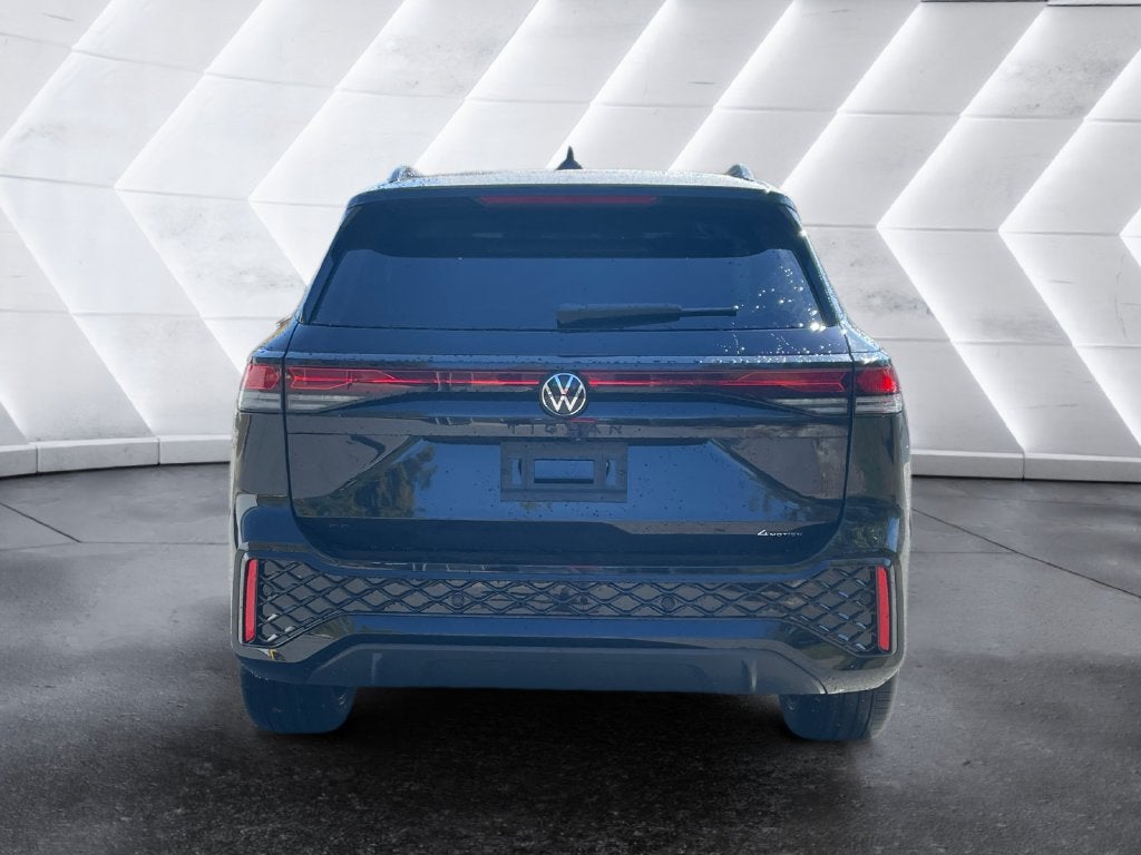 2026 Volkswagen Tiguan SE R-Line Black