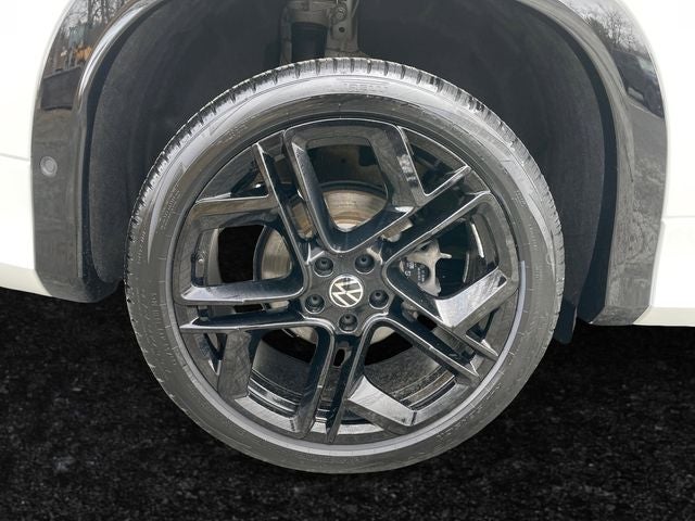 2025 Volkswagen Tiguan 2.0T SE R-Line Black