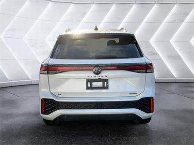 2026 Volkswagen Tiguan 2.0T SE R-Line Black